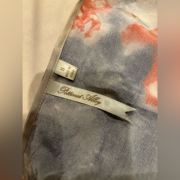 Piperlime Petticoat Alley grey and coral silk mini dress - Picture 5 of 6